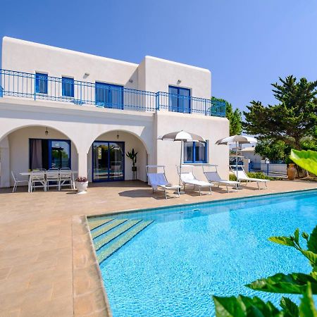 Sanders Azzurro Пафос Екстер'єр фото