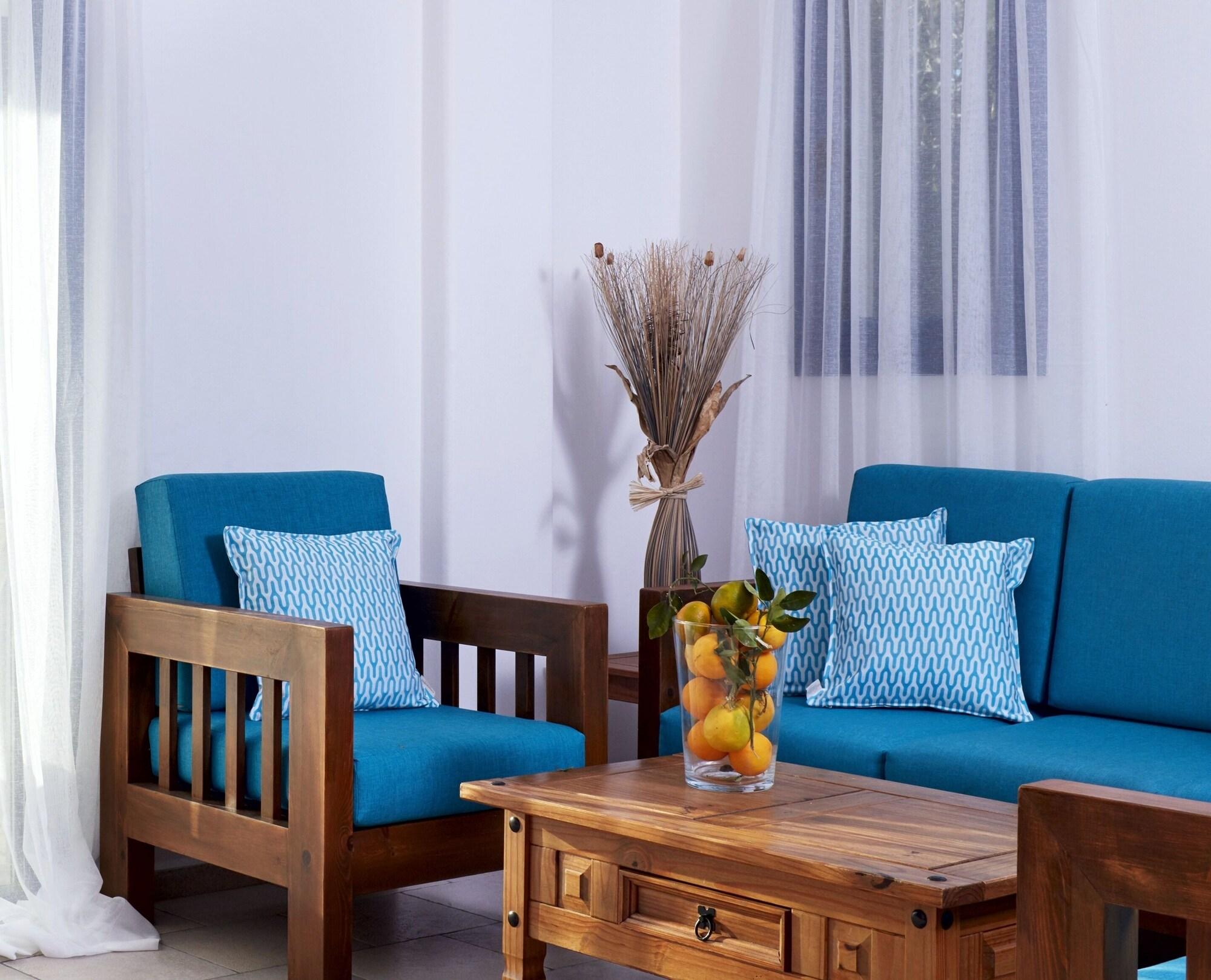 Sanders Azzurro Пафос Екстер'єр фото