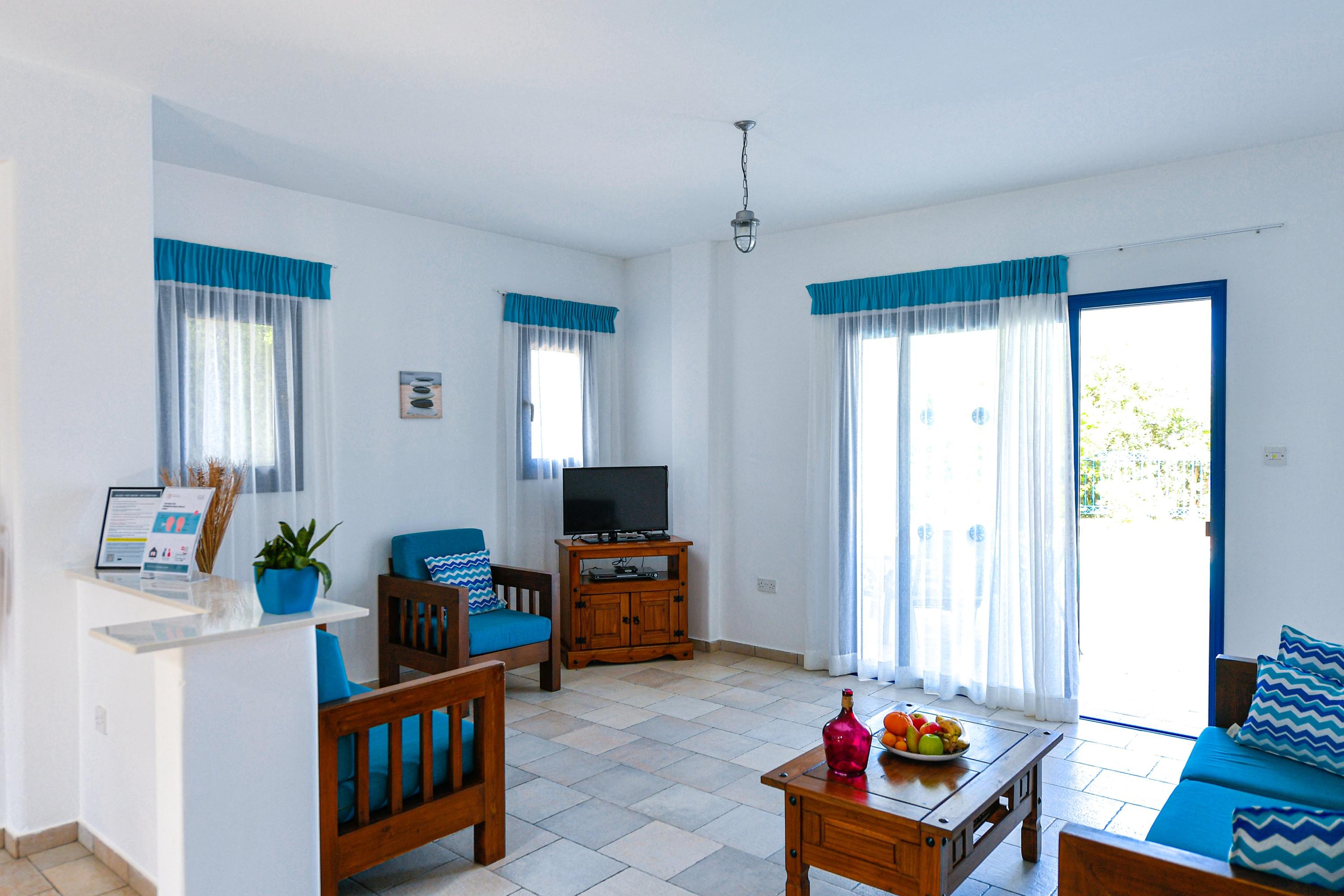 Sanders Azzurro Пафос Екстер'єр фото