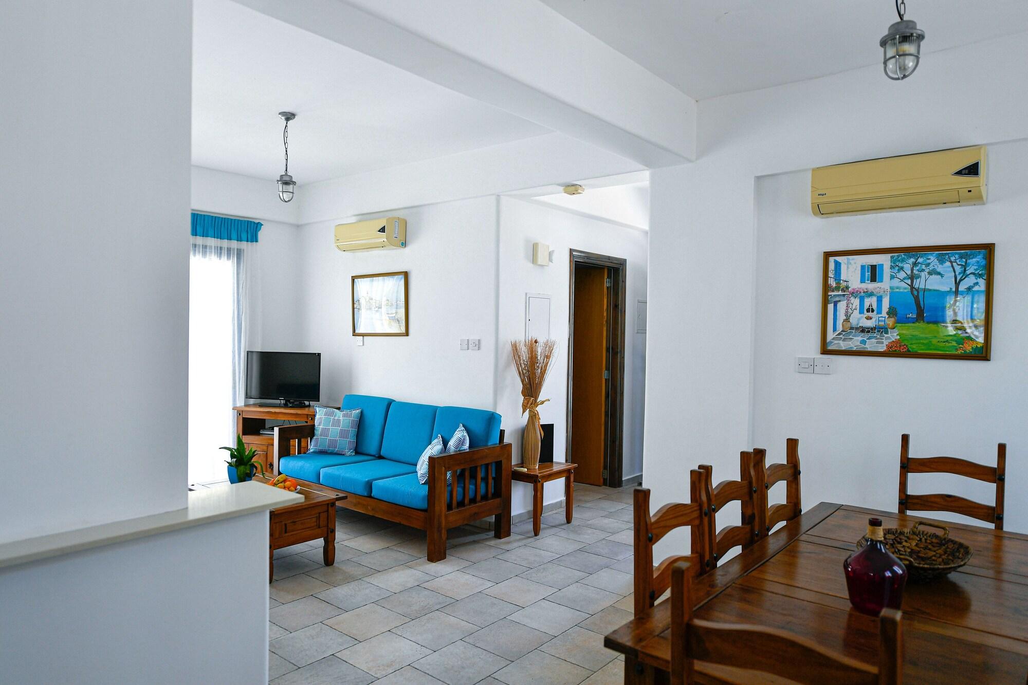 Sanders Azzurro Пафос Екстер'єр фото