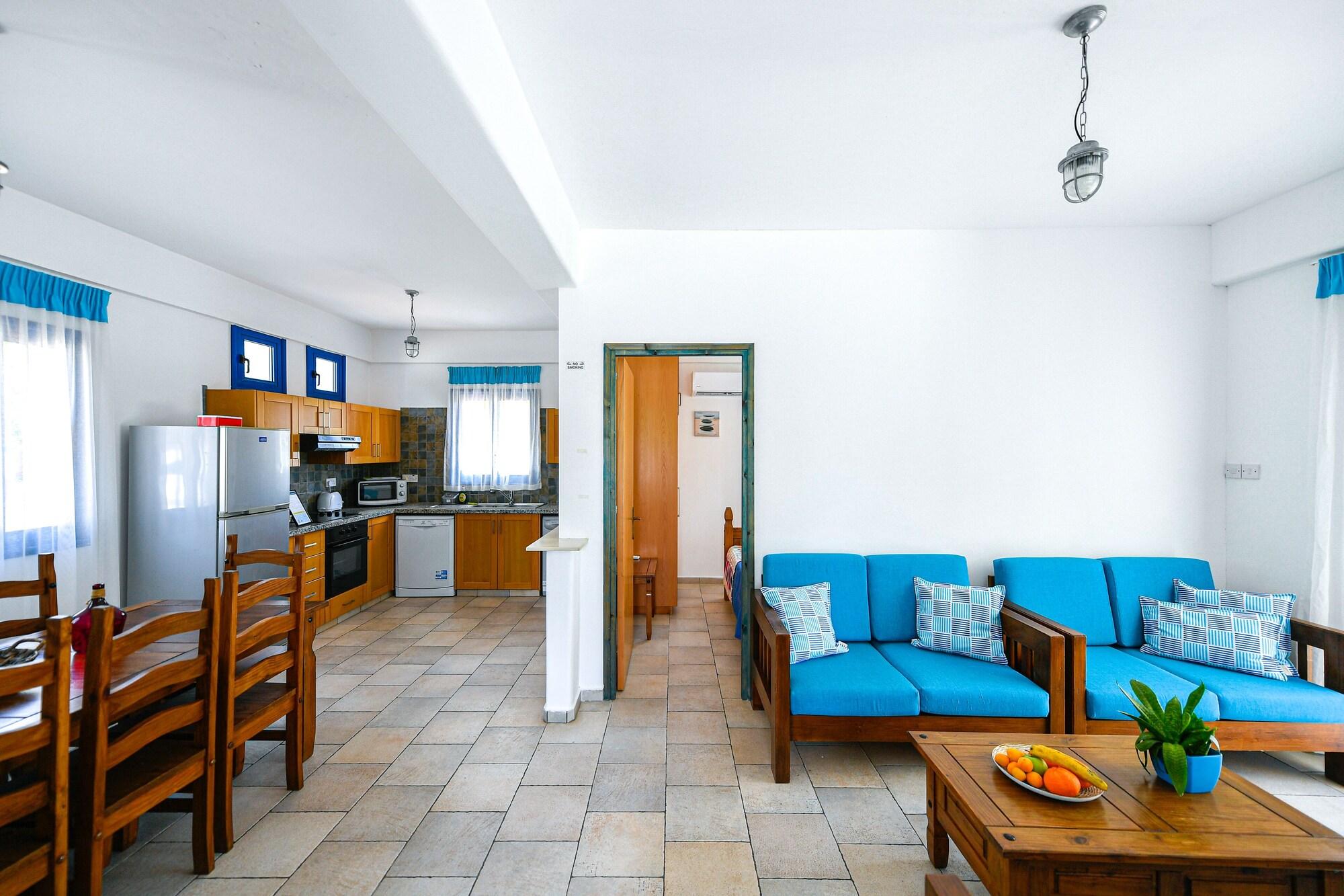 Sanders Azzurro Пафос Екстер'єр фото